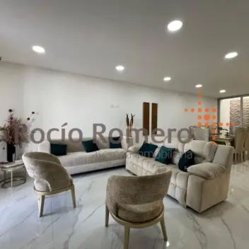 #1599 - Casa en conjunto cerrado en venta en Cúcuta de 360m², 4 habitaciones y 3 parqueaderos - 2