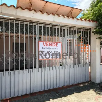 #1605 - Casa en Cúcuta en venta de 296m², 7 habitaciones y 4 parqueaderos - 3