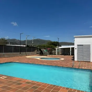 #1667 - Casa en conjunto cerrado en Los Patios en venta de 84m², 3 habitaciones y 1 parqueadero - 7