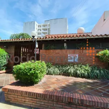 #1702 - Casa en Cúcuta en venta de 430m², 5 habitaciones y 2 parqueaderos - 1