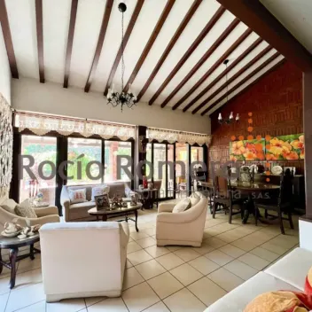 #1702 - Casa en Cúcuta en venta de 430m², 5 habitaciones y 2 parqueaderos - 18