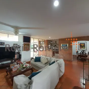 #1722 - Casa en conjunto cerrado en Villa del Rosario en venta de 450m², 5 habitaciones y 2 parqueaderos - 4