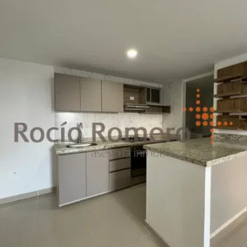 #1784 - Apartamento en Los Patios en venta de 80m², 3 habitaciones y 2 parqueaderos - 2