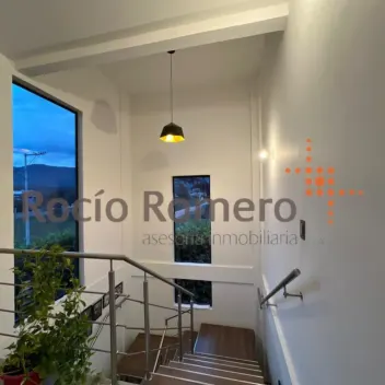 #1785 - Casa en  en venta de 380m², 4 habitaciones y 3 parqueaderos - 12