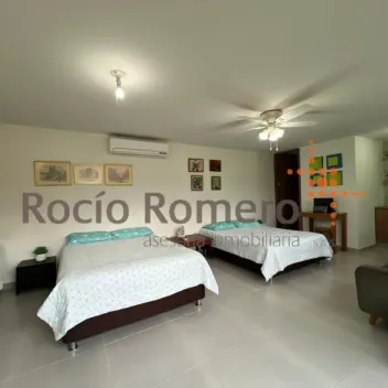 #1785 - Casa en  en venta de 380m², 4 habitaciones y 3 parqueaderos - 14