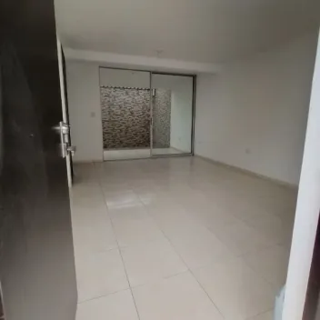 #1820 - Casa en conjunto cerrado en arriendo en  de 150m², 3 habitaciones y 1 parqueadero - 2