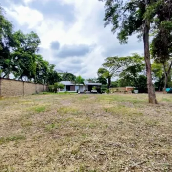 #1821 - Lote en venta en Villa del Rosario de 800m² - 3