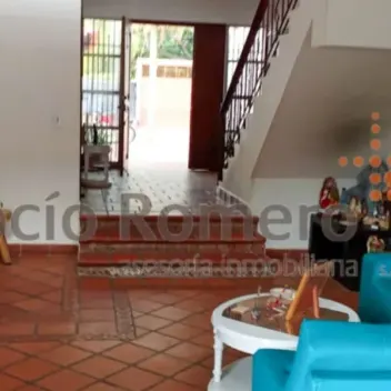 #1838 - Casa en venta en Cúcuta de 400m², 4 habitaciones y 4 parqueaderos - 2