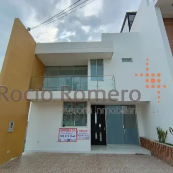 #1841 - Casa en conjunto cerrado en venta en Villa del Rosario de 160m² y 3 habitaciones - 1