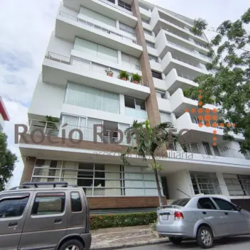 #1843 - Apartamento en venta en Cúcuta de 177m², 4 habitaciones y 2 parqueaderos - 1
