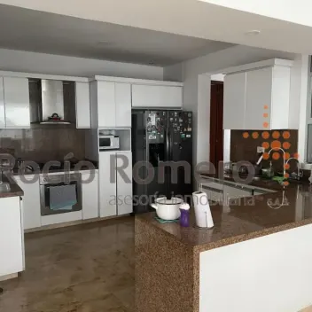 #1845 - Casa en conjunto cerrado en venta en Los Patios de 264m², 7 habitaciones y 2 parqueaderos - 2