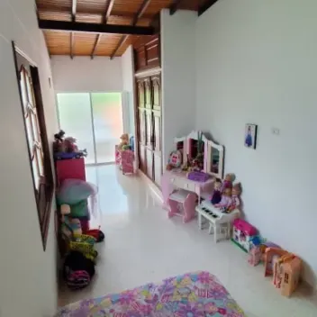 #1851 - Casa en venta en Villa del Rosario de 217m², 4 habitaciones y 2 parqueaderos - 7