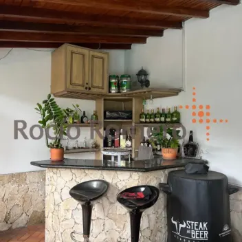 #1875 - Casa en venta en Cúcuta de 500m², 4 habitaciones y 1 parqueadero - 18