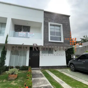 #1879 - Casa en conjunto cerrado en venta en Villa del Rosario de 130m², 4 habitaciones y 2 parqueaderos - 1