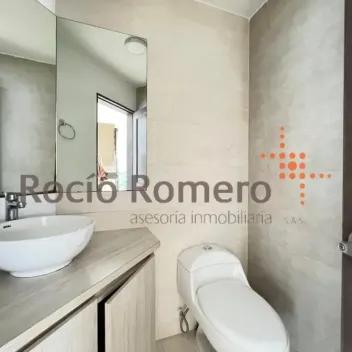 #1889 - Casa en venta en Los Patios de 197m², 3 habitaciones y 2 parqueaderos - 19