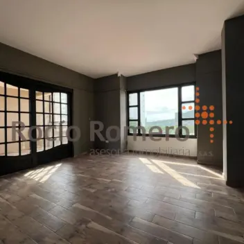 #1889 - Casa en venta en Los Patios de 197m², 3 habitaciones y 2 parqueaderos - 12