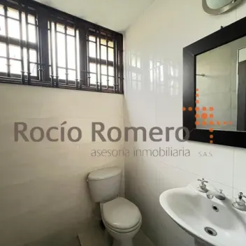 #1889 - Casa en venta en Los Patios de 197m², 3 habitaciones y 2 parqueaderos - 16