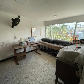 #1909 - Casa en arriendo en Cúcuta de 300m², 4 habitaciones y 1 parqueadero - 13