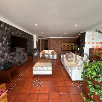 #1910 - Apartamento Dúplex en arriendo en Los Patios de 360m², 5 habitaciones y 2 parqueaderos - 7