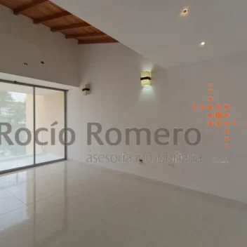 #1929 - Casa en conjunto cerrado en arriendo en  de 160m² y 3 habitaciones - 2