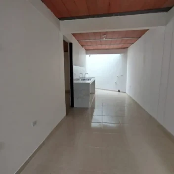 #1956 - Bodega en arriendo en Villa del Rosario de 350m² - 6