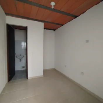 #1982 - Bodega en venta en Villa del Rosario de 350m² - 8