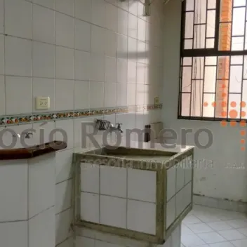 #1986 - Apartamento en venta en Cúcuta de 100m², 3 habitaciones y 1 parqueadero - 6