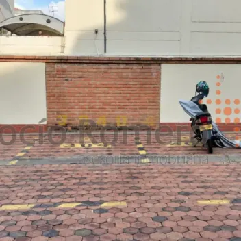 #1986 - Apartamento en venta en Cúcuta de 100m², 3 habitaciones y 1 parqueadero - 18