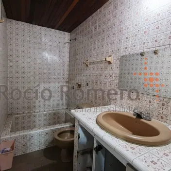 #1987 - Casa en venta en Cúcuta de 203m², 5 habitaciones y 1 parqueadero - 10