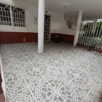 #2011 - Casa en conjunto cerrado en arriendo en Cúcuta de 70m², 3 habitaciones y 2 parqueaderos - 2