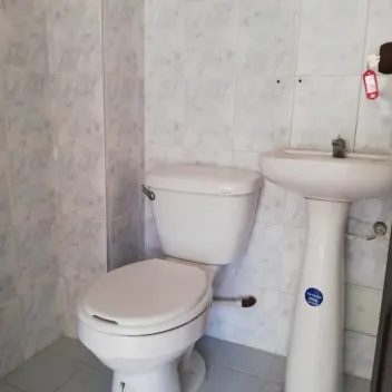 #2218 - Edificio en arriendo en Cúcuta de 250m², 10 habitaciones y 6 parqueaderos - 12