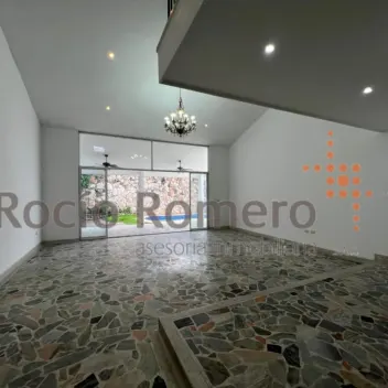 #2238 - Casa en arriendo en Cúcuta de 432.5m², 5 habitaciones y 2 parqueaderos - 2