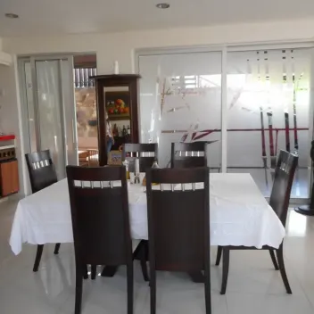 #2324 - Casa en venta en Los Patios de 302m², 3 habitaciones y 2 parqueaderos - 5