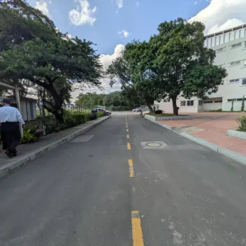 #2345 - Edificio en arriendo en Villa del Rosario de 4759m², 30 habitaciones y 12 parqueaderos - 2