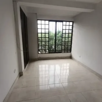 #2356 - Casa en venta en Cúcuta de 331m², 6 habitaciones y 4 parqueaderos - 15