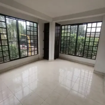 #2356 - Casa en venta en Cúcuta de 331m², 6 habitaciones y 4 parqueaderos - 12