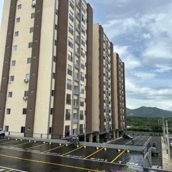 #2360 - Apartamento en venta en  de 51m², 3 habitaciones y 1 parqueadero - 1