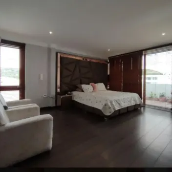 #2373 - Apartamento Dúplex en venta en Los Patios de 360m², 4 habitaciones y 2 parqueaderos - 3
