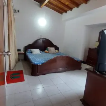 #2439 - Casa en arriendo en Cúcuta de 384m² y 3 habitaciones - 6