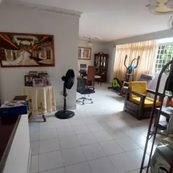 #2439 - Casa en arriendo en Cúcuta de 384m² y 3 habitaciones - 3