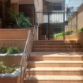 #2440 - Apartamento en arriendo en Cúcuta de 157m², 3 habitaciones y 2 parqueaderos - 1