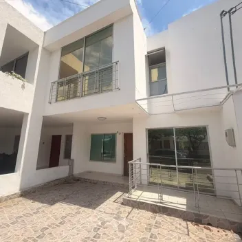 #2444 - Casa en conjunto cerrado en venta en Cúcuta de 180m², 4 habitaciones y 2 parqueaderos - 6