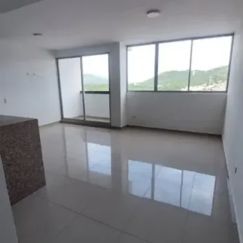 #2450 - Apartamento en arriendo en Los Patios de 85m², 3 habitaciones y 1 parqueadero - 1