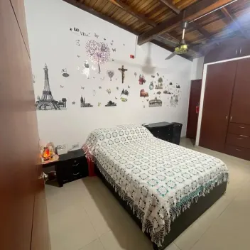 #2458 - Casa en venta en Los Patios de 95m², 3 habitaciones y 1 parqueadero - 5