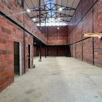 #2460 - Bodega en arriendo en Cúcuta de 420m² y 11 parqueaderos - 6