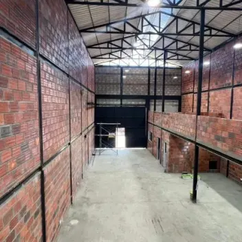 #2461 - Bodega en venta en Cúcuta de 420m² y 11 parqueaderos - 6