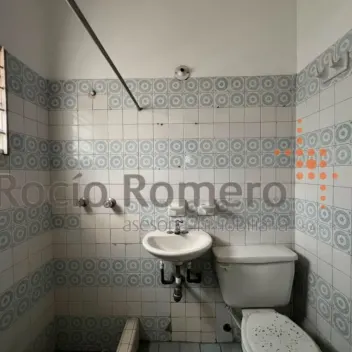 #2524 - Casa en venta en Cúcuta de 322m², 6 habitaciones y 4 parqueaderos - 13