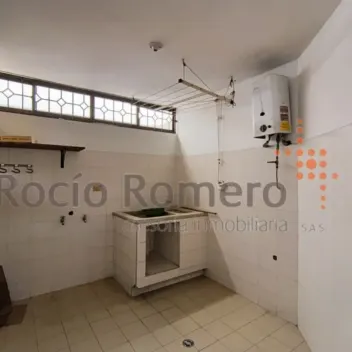 #2529 - Apartamento en venta en Cúcuta de 150m², 4 habitaciones y 2 parqueaderos - 6