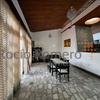 #2541 - Casa en venta en Cúcuta de 327m², 7 habitaciones y 2 parqueaderos - 15