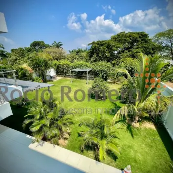 #2545 - Casa en conjunto cerrado en venta en  de 470m², 4 habitaciones y 4 parqueaderos - 19